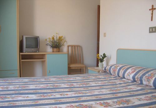 Hotel Montecarlo Nord Римини Экстерьер фото